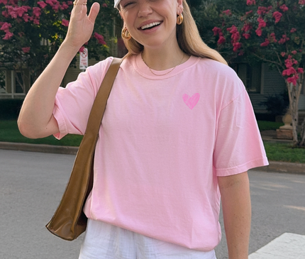 NADA PODRA SEPARANOS  DEL AMOR DE DIOS WOMENS TEE